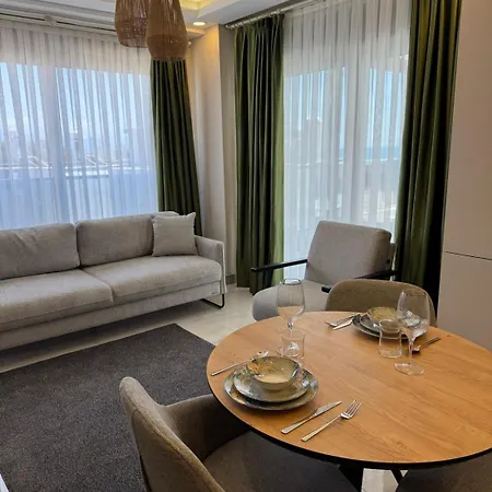 Orange Premium * Finike