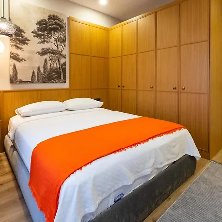 Orange Premium * Finike